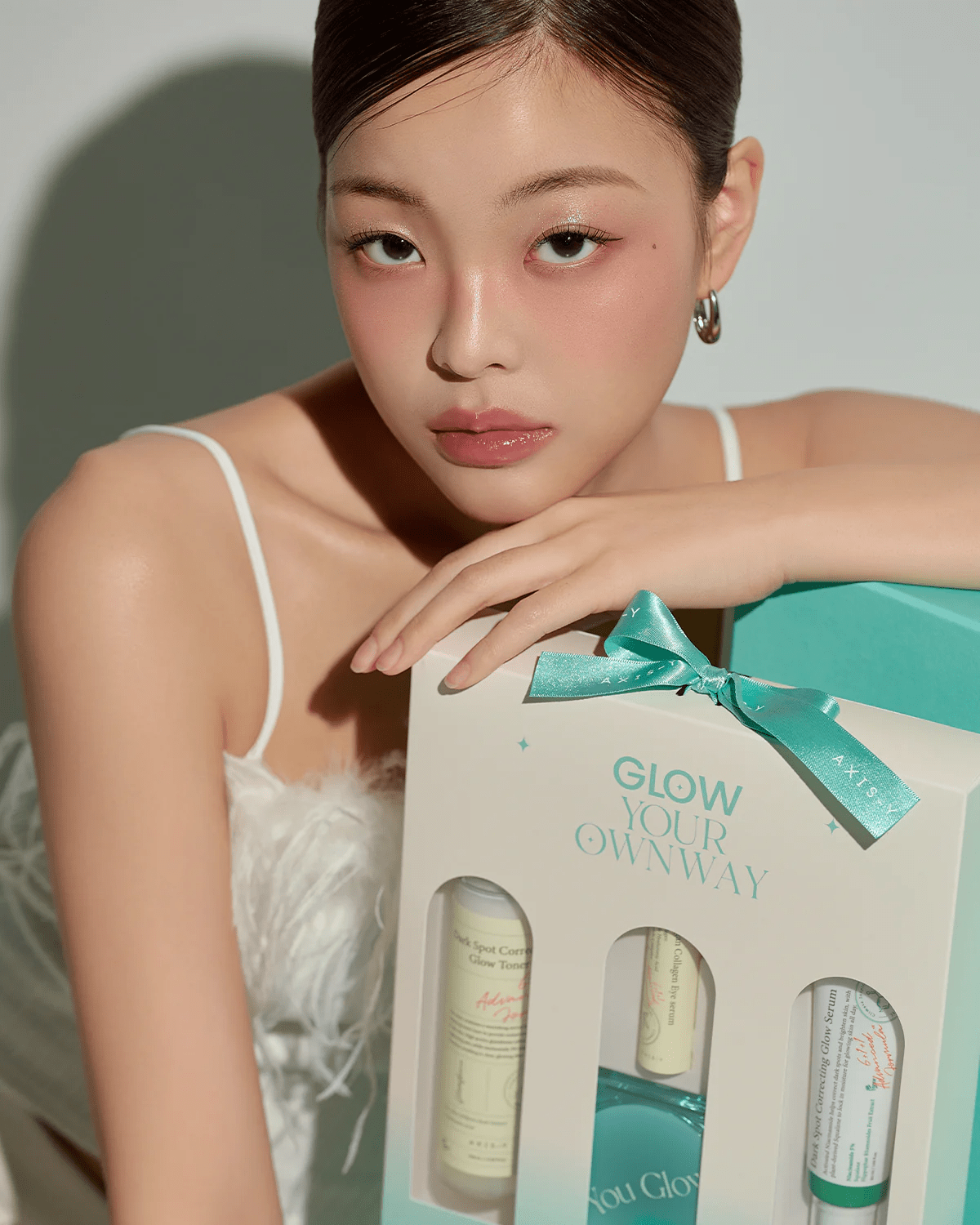 Glow Your Own Way Limited Edition Set