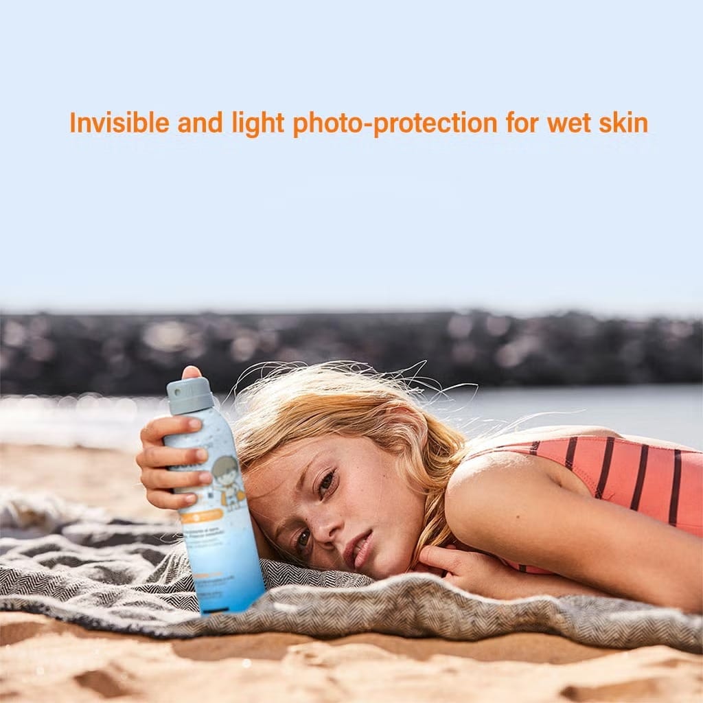 بخاخ Isdin Fotoprotector Wet Skin الشفاف بمعامل حماية SPF50+