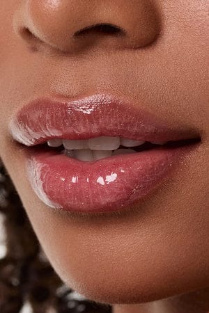 غلووي بوب (ماشميلو 502) سيروم 3 في 1 لتجديد الشفاه 2.2غم